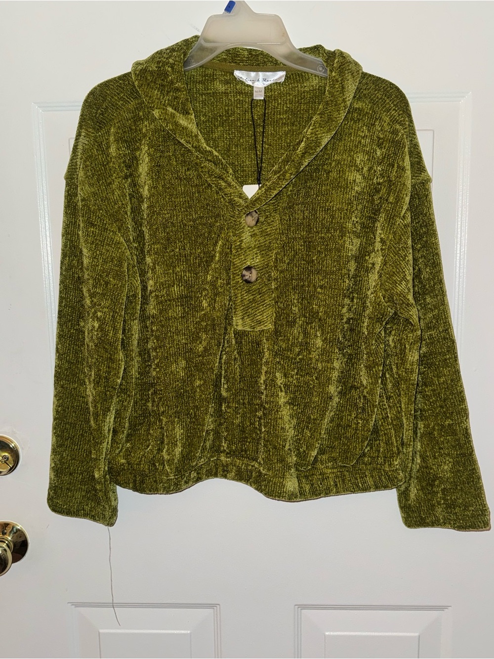 Cozy Olive Green Chelsea & Theodore medium Chenille Pullover sweater